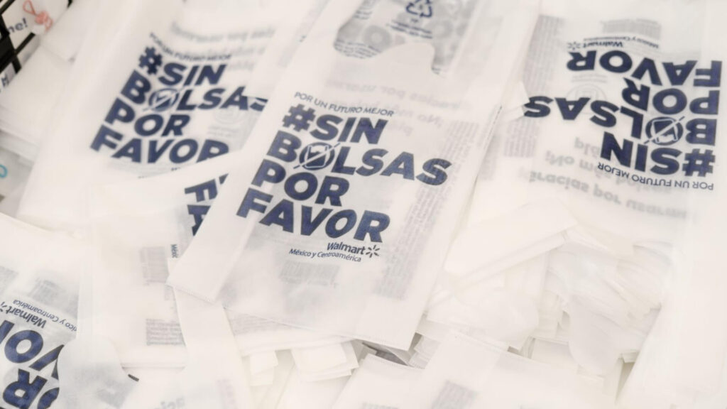 Walmart lidera el camino hacia la sostenibilidad con la campaña "Sin Bolsas Por Favor”