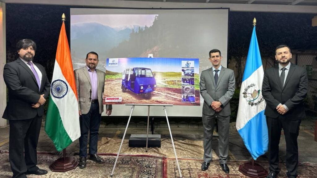 Alpha Motors estrecha lazos entre Guatemala y La República de India