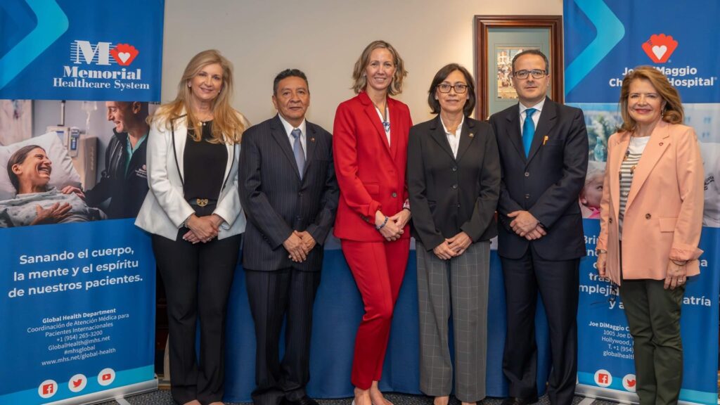 Memorial Healthcare System compartió con médicos cirujanos centroamericanos
