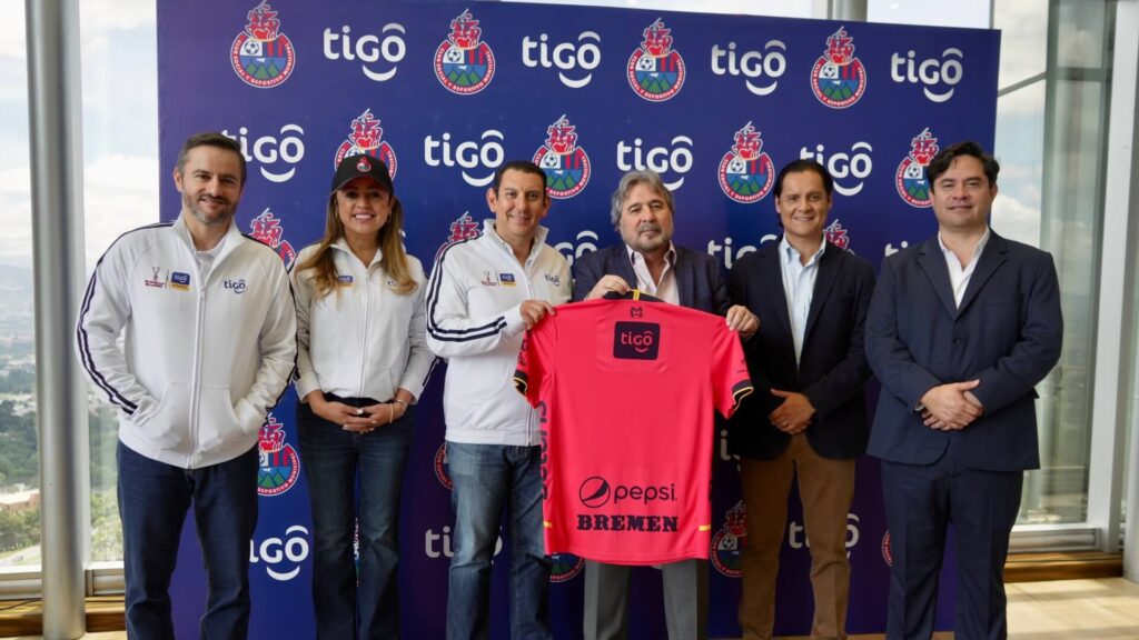 Municipal estrenará camisola junto a Tigo
