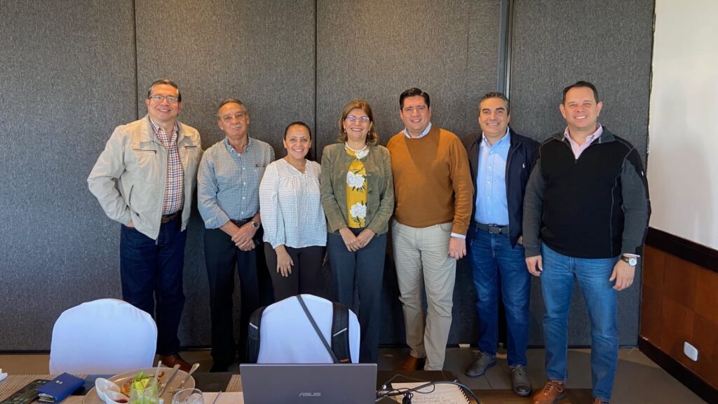 ACORDES 36 años Resaltando el Valor de los Corredores de seguros