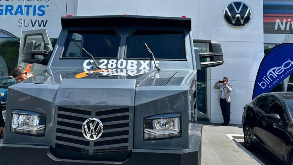 Volskwagen en alianza con BlindTech, hacen la entrega del primer camión blindado 
