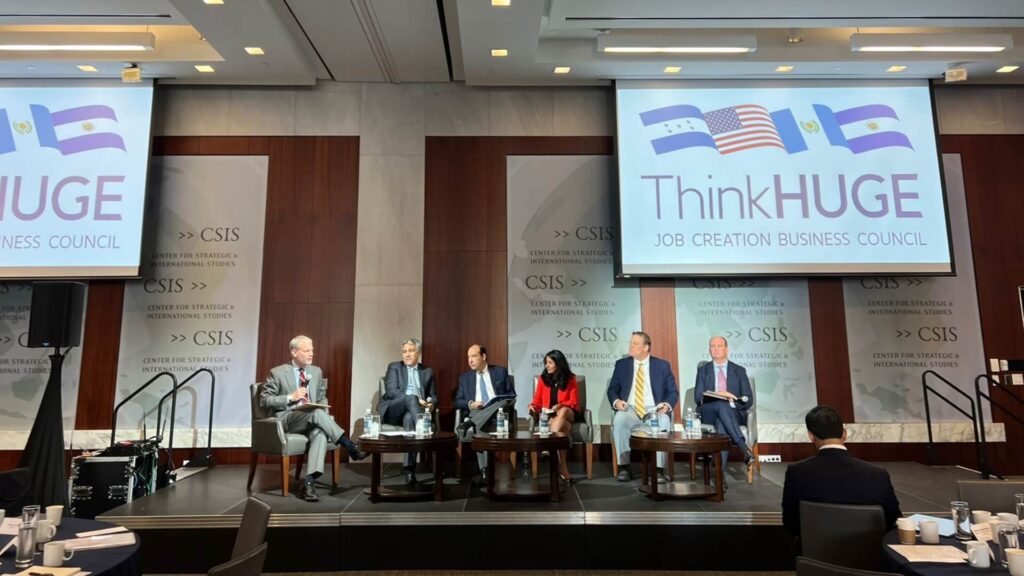 Tercera reunión anual del ThinkHUGE Business and Investment Council