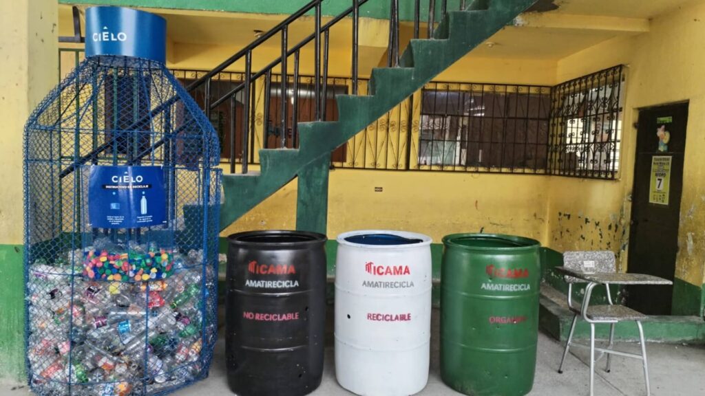 Grupo AJE impulsa proyecto “AmatiRecicla”