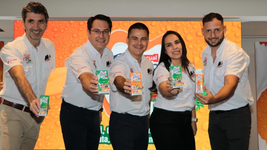 Bifrutas De la Granja trae todo lo bueno de la fruta y de la leche