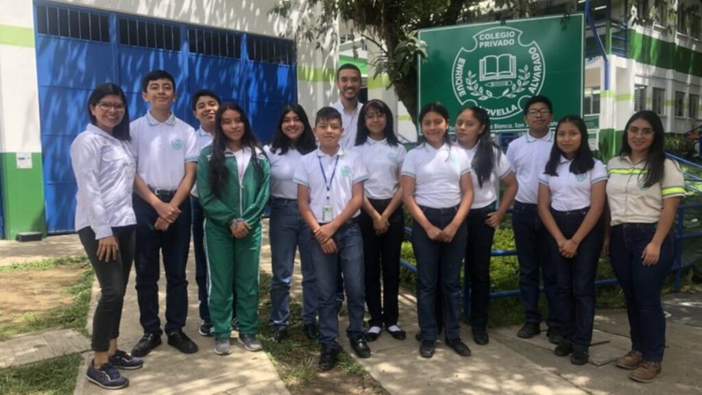 Estudiantes buscan contribuir con el desarrollo de San Juan Sacatepéquez