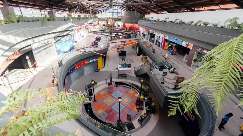 ÍNTEGRO reconoce la contribución de los arquitectos en la creación de comunidades resilentes