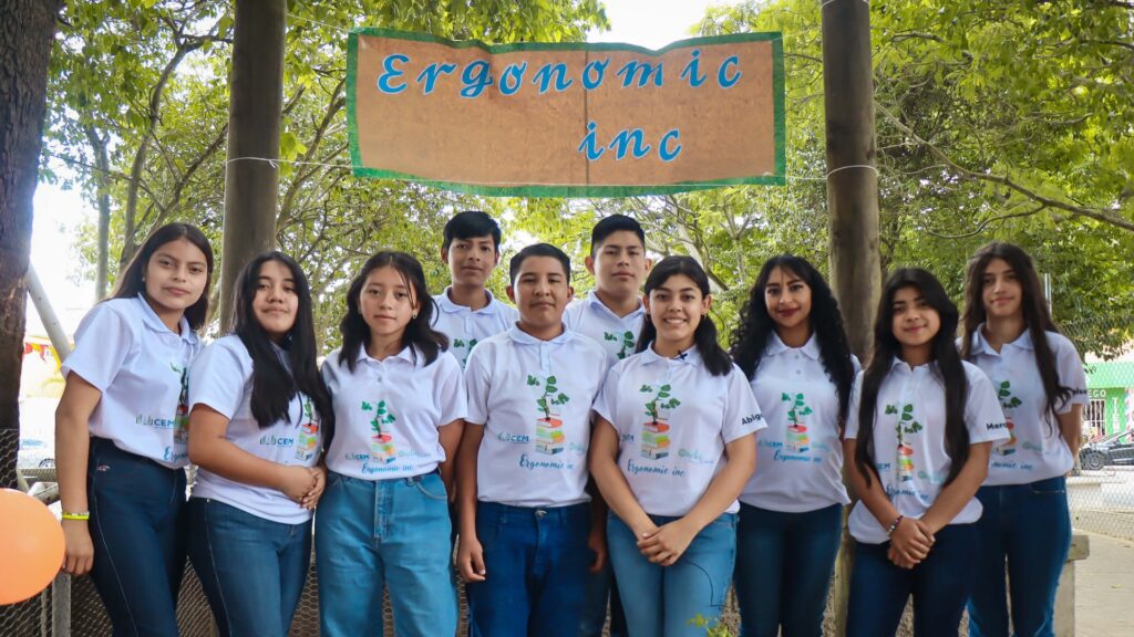 Juventud mixqueña busca crear un movimiento científico ecológico