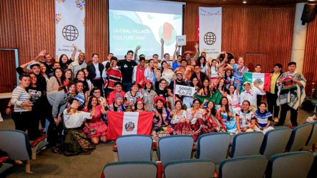 Huawei celebra 10 años del programa de talento Seeds for the Future