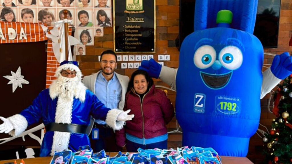 Zeta Gas lleva la magia de la Navidad a los niños del Hospicio San José
