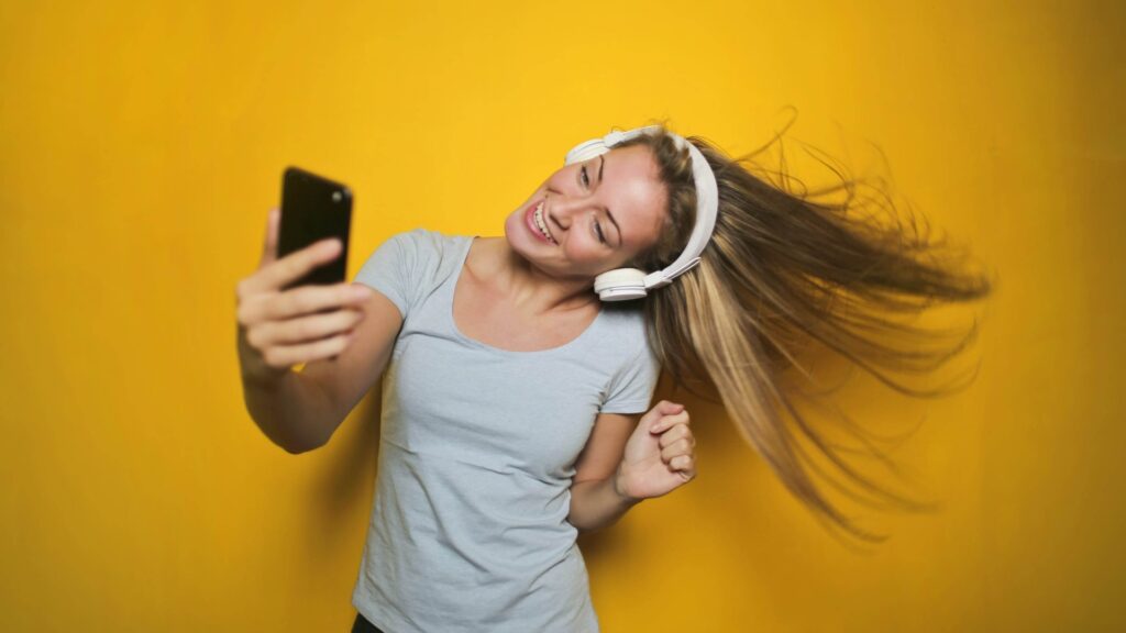 Descubre los beneficios de escuchar música