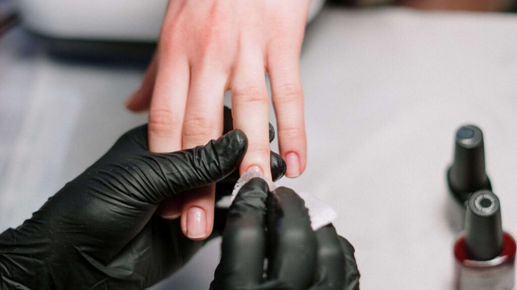 Consejos para cuidar tus uñas en época de frío