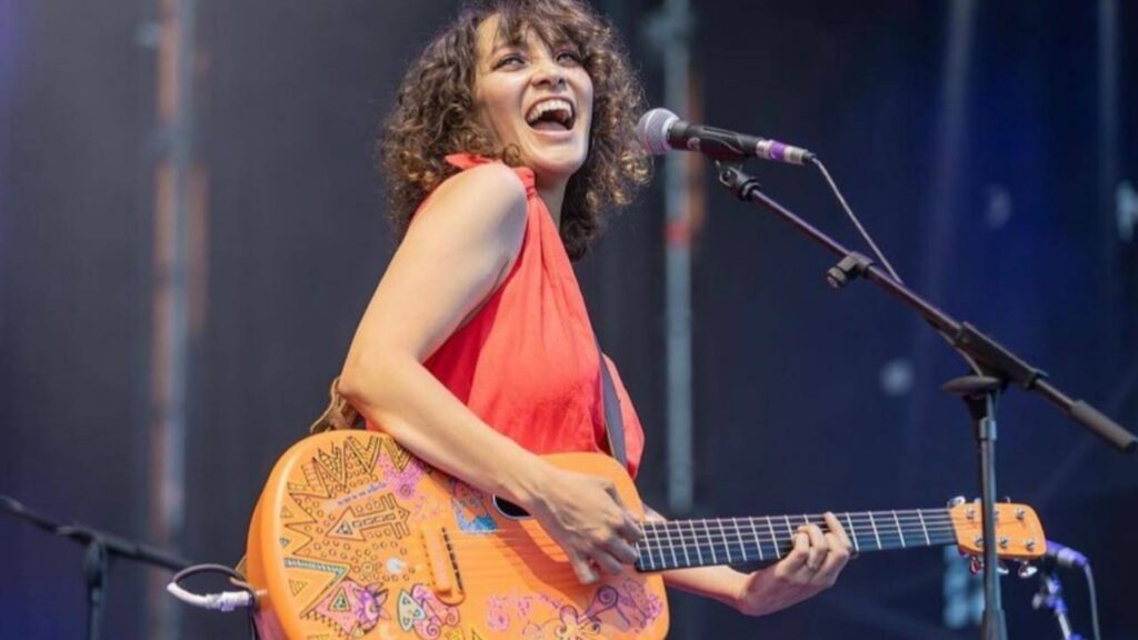 Disfruta una noche única junto a Gaby Moreno