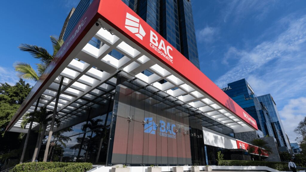 BAC abre una nueva era financiera en Guatemala       