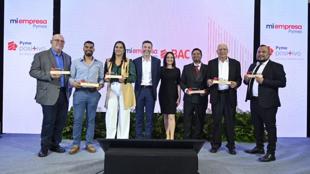 Disfresh recibe el premio PYME Positiva de BAC