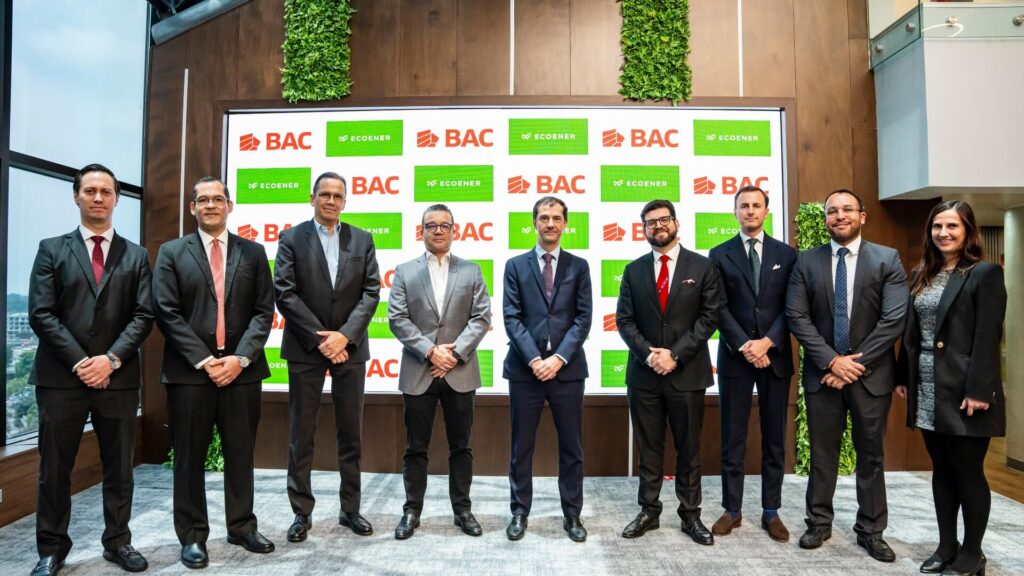 BAC formaliza crédito para proyecto solar “YOLANDA” en Guatemala