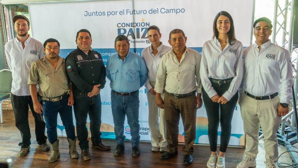 Banco Industrial, a través de Fundación Bi, transformará la agricultura con su programa “Conexión Raíz”