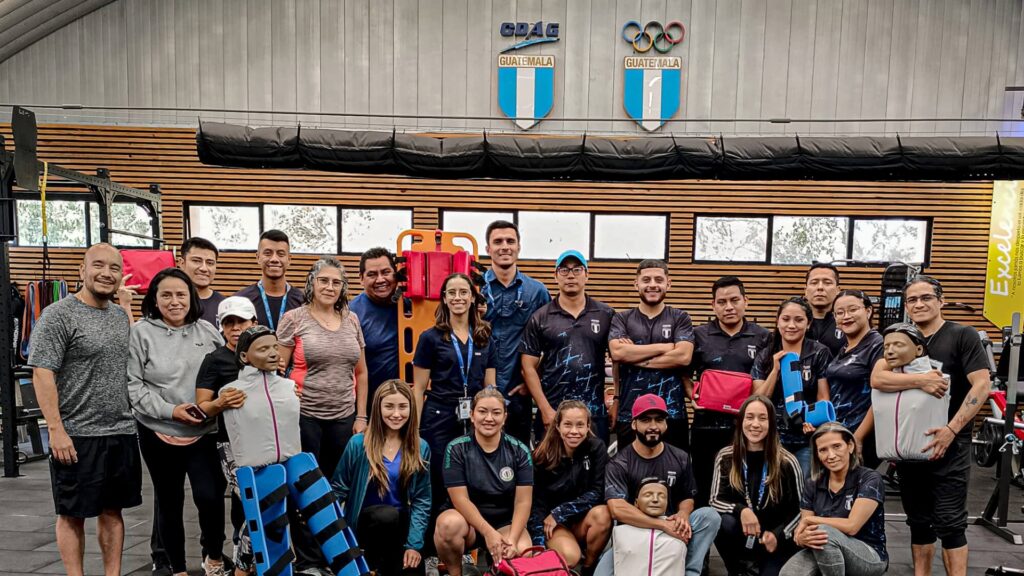 Personal de CENAD Y CAD se capacitan en primeros auxilios