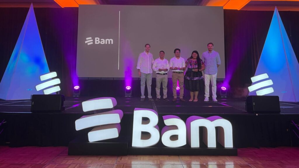 Bam reconoce a colaboradores por su desempeño en Cancún, México  