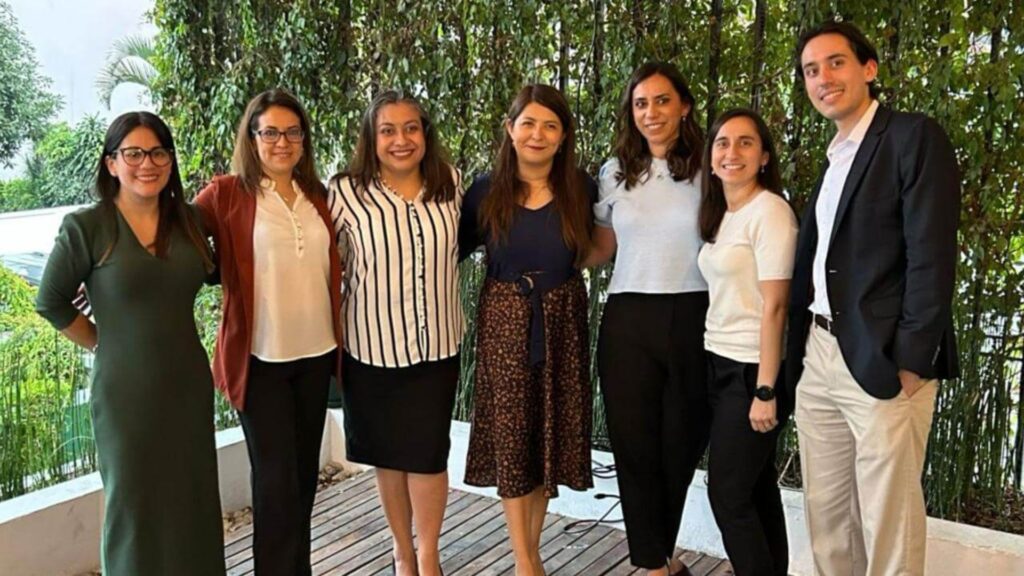 SG Consultores se convierte en la primera empresa de servicios en Centroamérica en obtener la Trinorma ISO