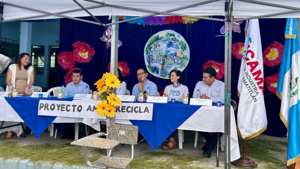 AJE reitera su apoyo al proyecto AmatiRecicla