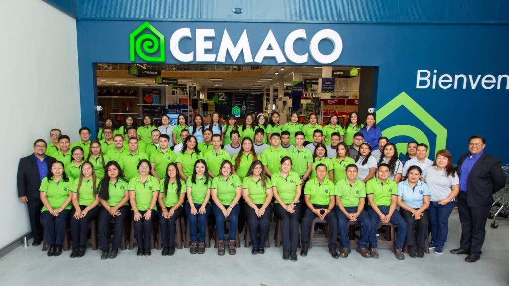 Se inauguró la sucursal número 24 de CEMACO en el Centro Comercial Santa Clara