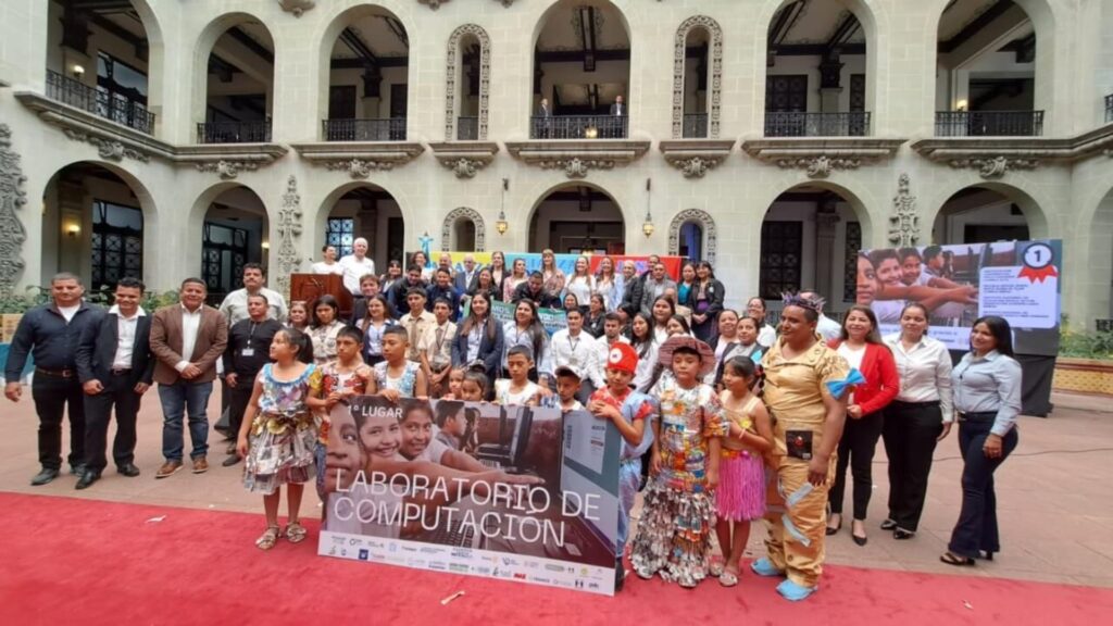 Trasformando Guatemala hacia un futuro sostenible con ECOaprendiendo