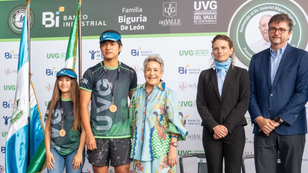 VI Carrera UVG Transformando sueños en oportunidades