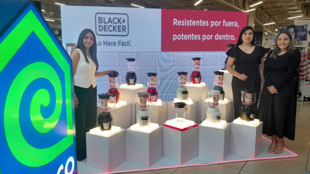  CEMACO presenta la nueva línea de licuadoras Ice Crush de Black and Decker