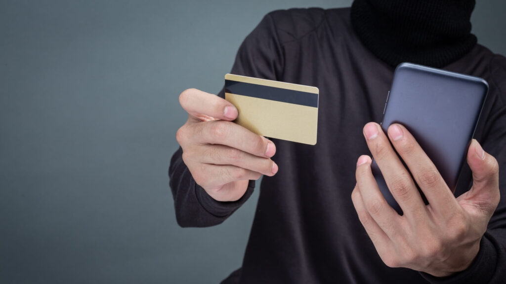 Nuevo método de phishing adaptado a usuarios de Android e iOS