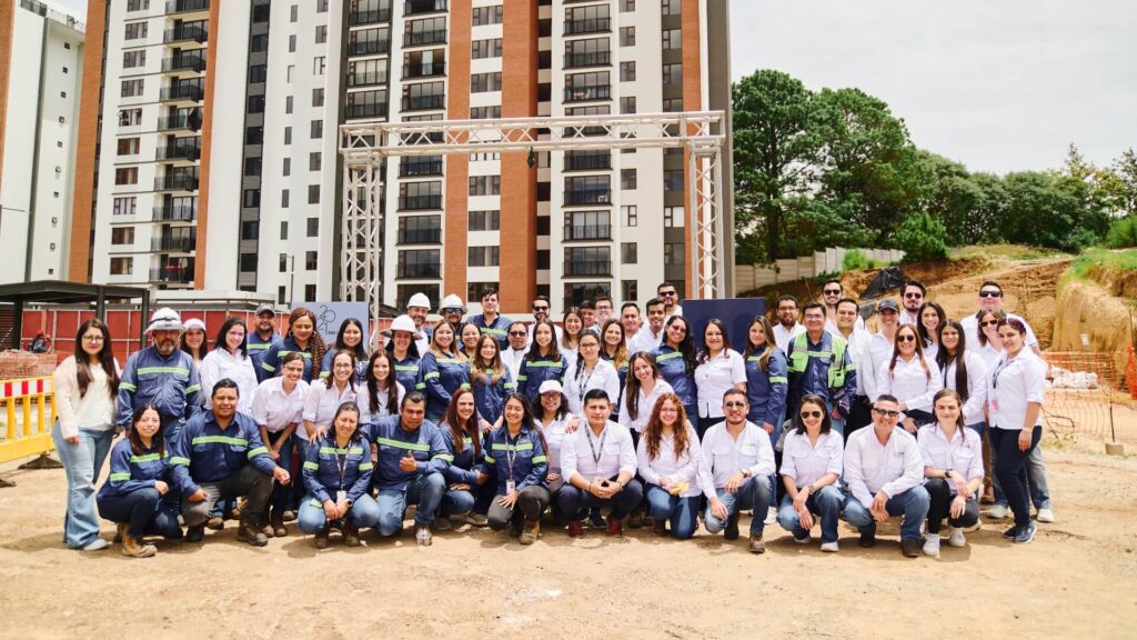 Multi-Proyectos CMI celebra el inicio de la construcción de la Torre 4