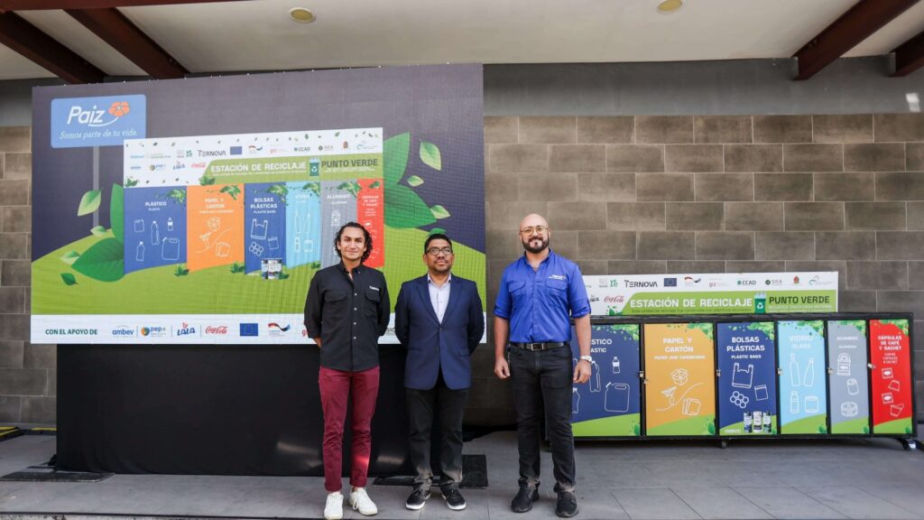 Walmart, Nestlé y Ternova expanden estaciones de reciclaje "Punto Verde" en Guatemala