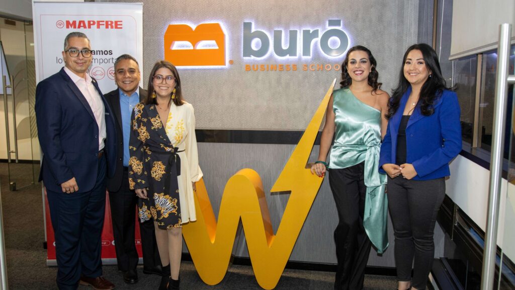 "Women X": Un Programa Innovador para Potenciar el Liderazgo Femenino en el Ámbito Corporativo