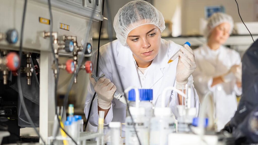 El BCIE y Argentina fomentan el desarrollo científico y tecnológico en Centroamérica