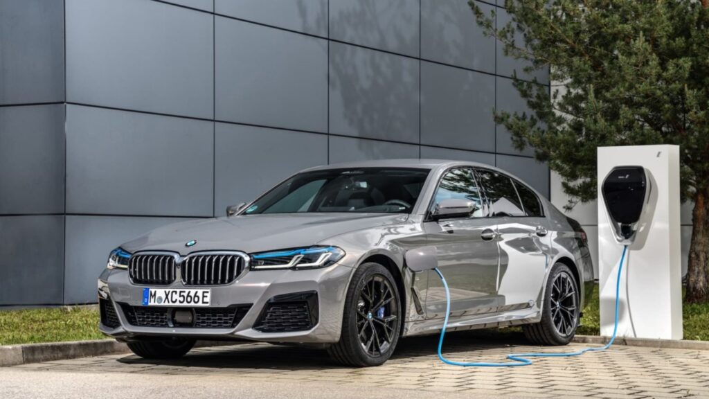 Desmentimos los Mitos sobre los Autos Eléctricos