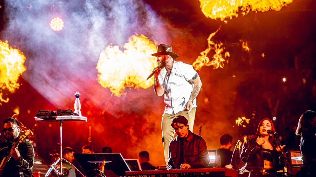 Carin León hace historia en el WiZink Center de Madrid