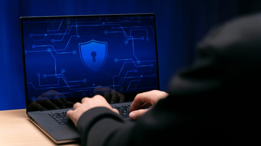 Normativas en ciberseguridad: una inversión clave