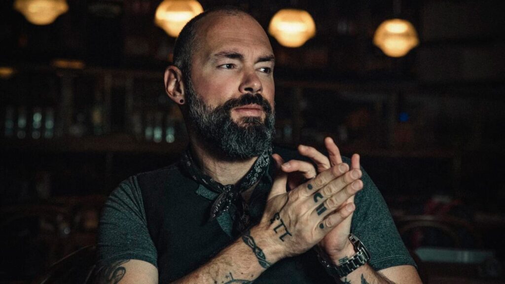 Santiago Cruz presenta "Como si me hubieras amado"