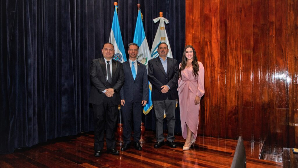 Universidad Rafael Landívar reafirma su compromiso con la ética y la transparencia