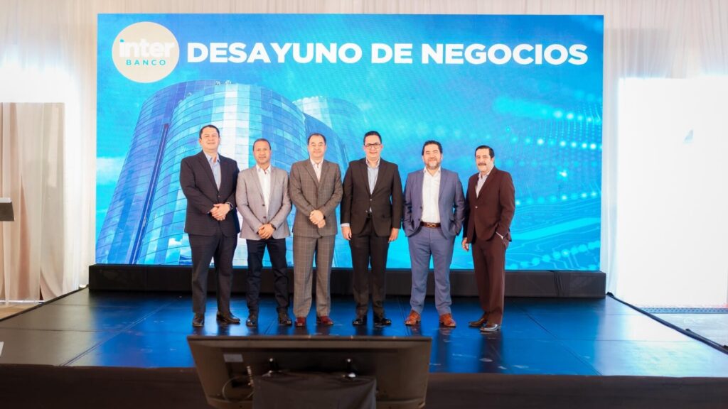 InterBanco fomenta la evolución digital de las PyME en Poptún, Petén