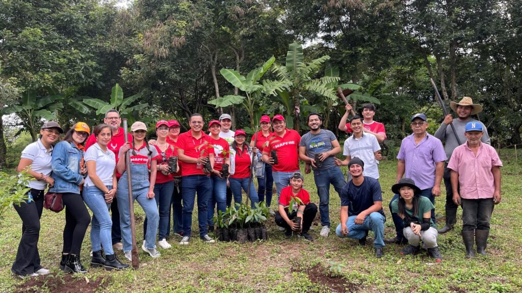Voluntariado de Fundación MAPFRE impacta a familias