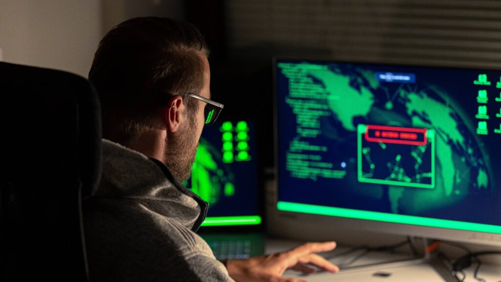 Fortinet recomienda prepararse para ciberataques grandes y audaces en 2025