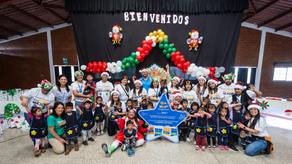 Walmart lleva la magia de la Navidad a las comunidades guatemaltecas con “Haz Magia”