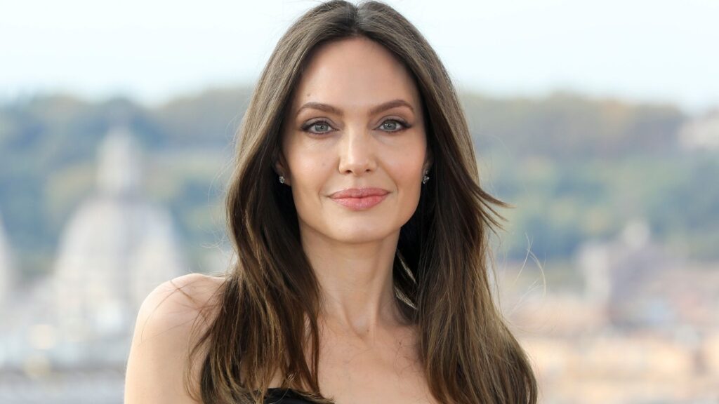 Angelina Jolie ofrece su casa como refugio para los afectados de Los Ángeles