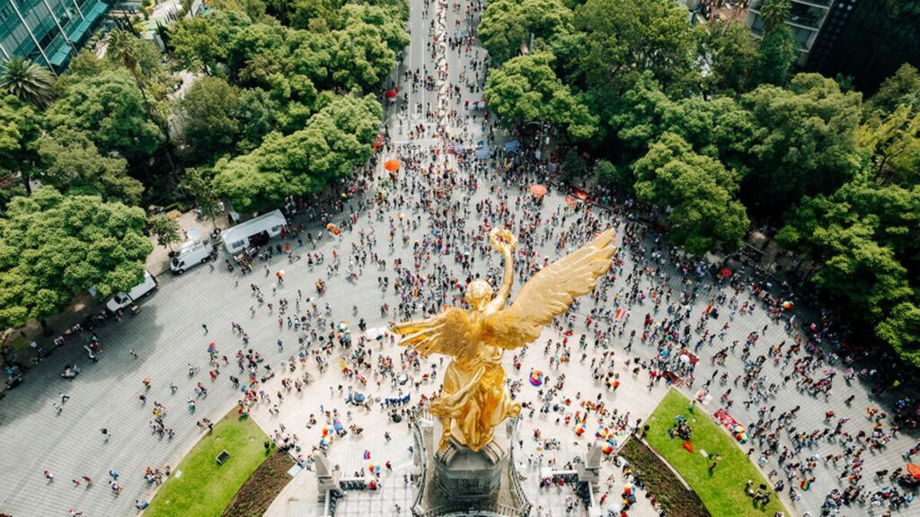 TransUnion anuncia acuerdo para adquirir una participación del negocio de Personas Físicas de “Buró de Crédito”