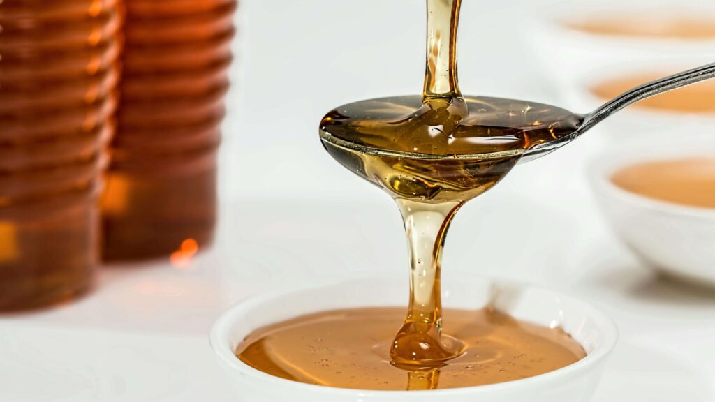 Los beneficios de la miel en tu rutina de belleza