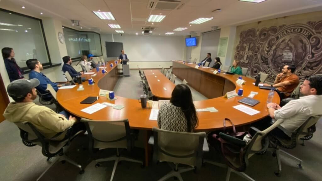 UFM Acton MBA presenta un programa diseñado para líderes empresariales con experiencia