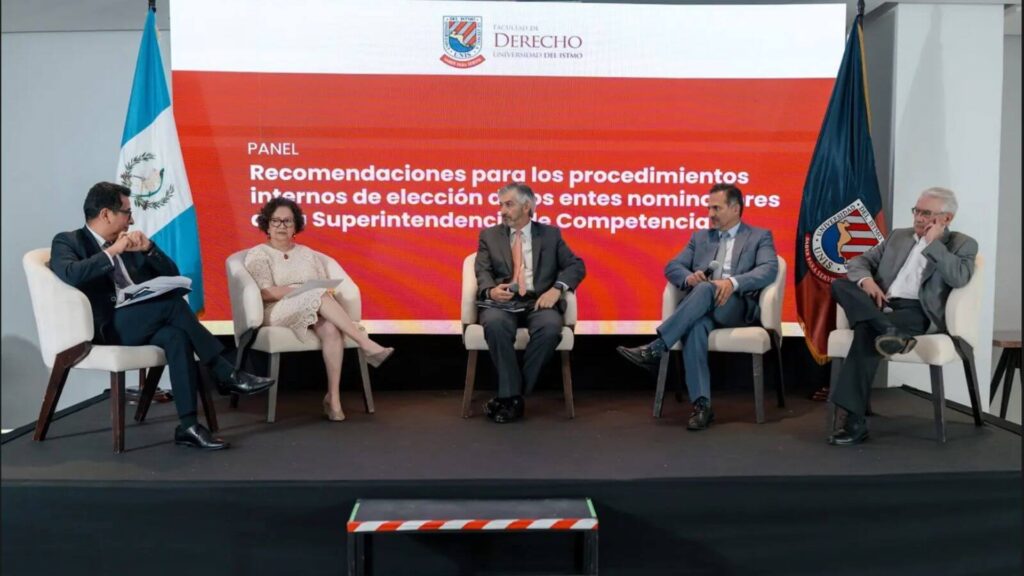 UNIS reúne expertos para legitimar la Superintendencia de Competencia