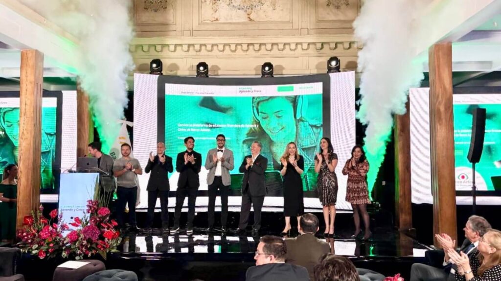 Banco Azteca lanza diplomado virtual de educación financiera en Guatemala