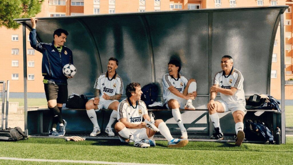 Adidas y Real Madrid reviven la mística del 99/00 con una colección icónica​